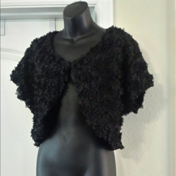 Jackets & Blazers - HOST PICK!! Brand NEW Nue options Bolero Jacket