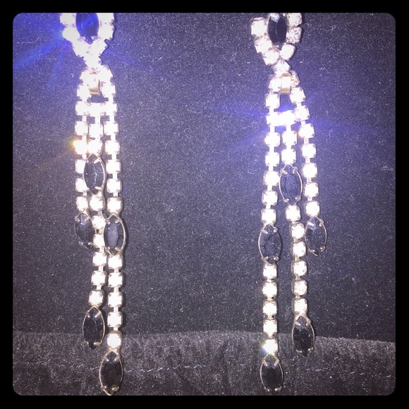 Vintage dressy earrings - Picture 1 of 2