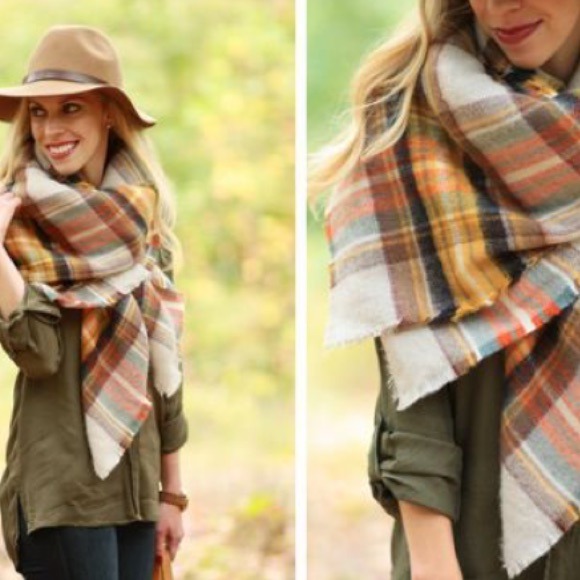 🚫SOLD🚫 AUTHENTIC ZARA PLAID SCARF - Picture 2 of 4