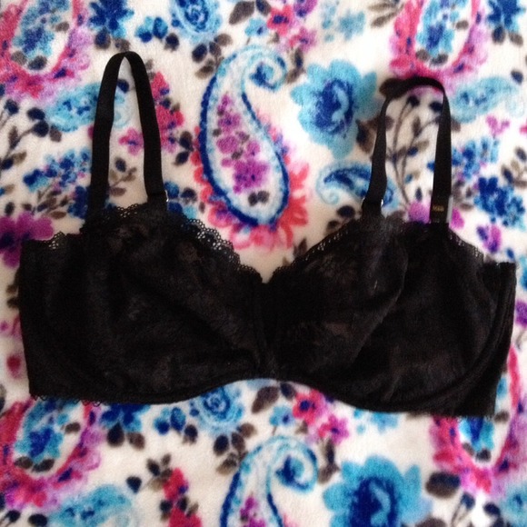RESERVED TRADE! Unlined Bra from Victoria's Secret