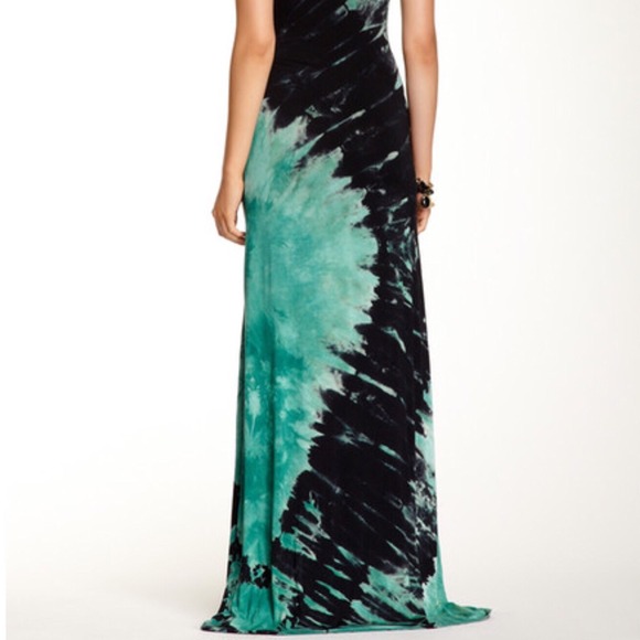 New green maxi dress!🍸sold - Picture 3 of 4