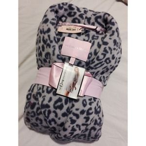 Victoria's Secret Cozy Sweater Robe