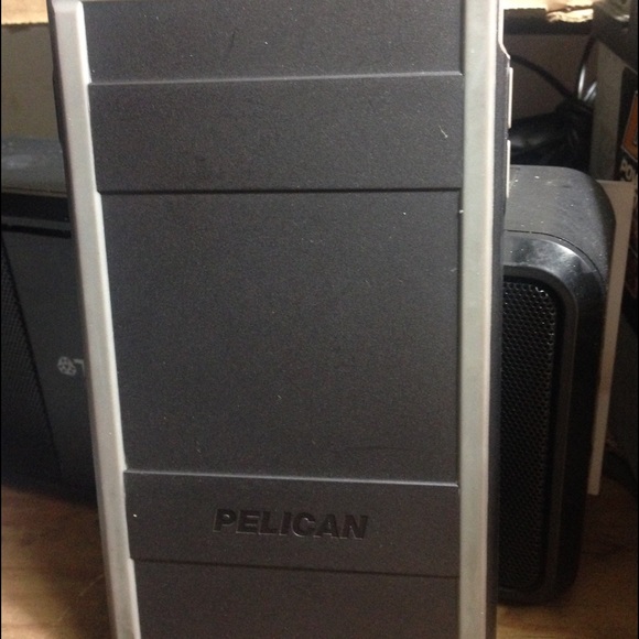 💥SOLD💥IPHONE 6+ Pelican grey case