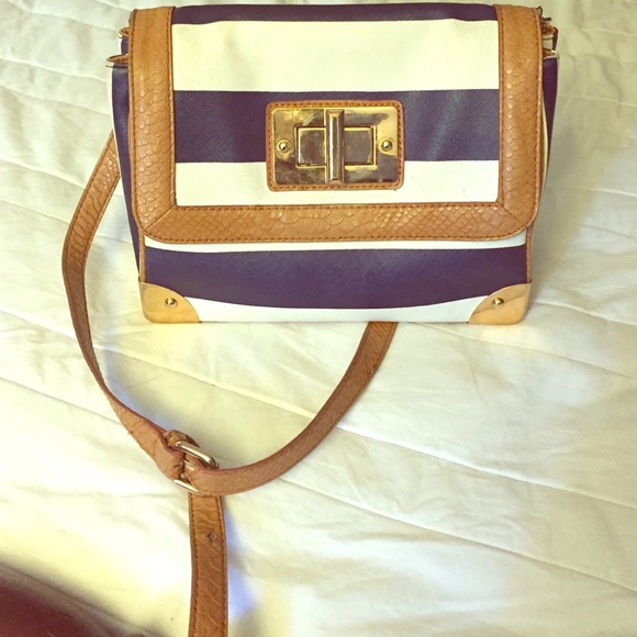ALDO shoulder cross bag . Very nice and chiq :) - Picture 1 of 1
