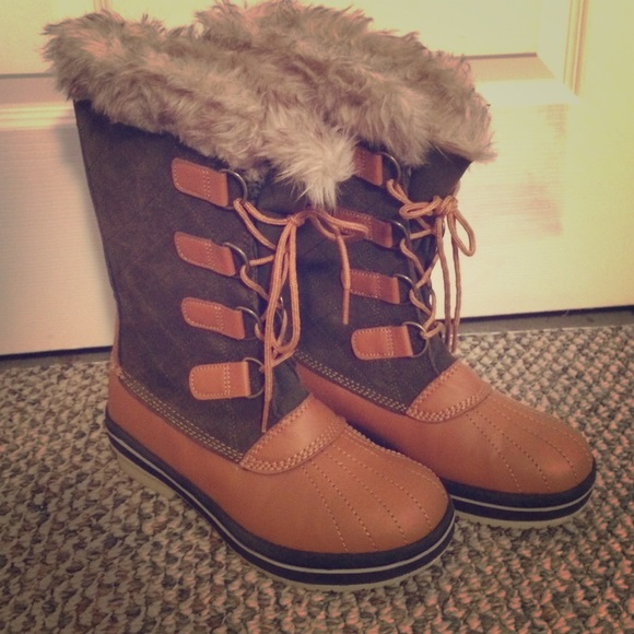 Snow boots!!!