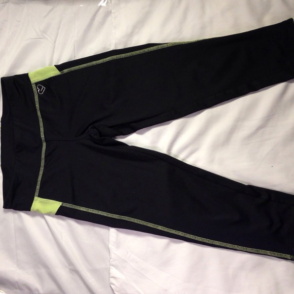 Neon Aeropostale workout set - Picture 2 of 3