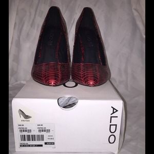 New red/black Aldo pointed toe pumps