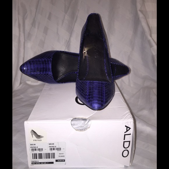 Worn once, Blue/black 4" Aldo pumps