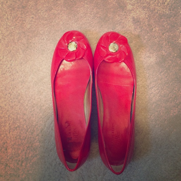❌❌ SOLD ❌❌Anne Klein Iflex red flats