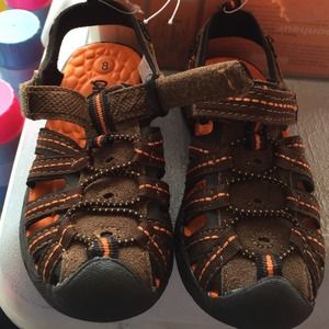 Boys sandals