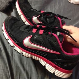 Nike workout shoes