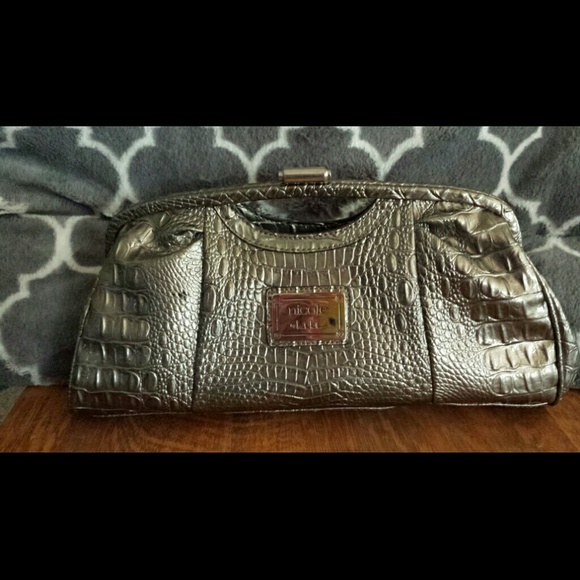 Nicole Miller handbag