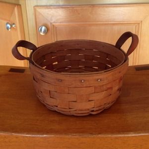Round Longaberger basket