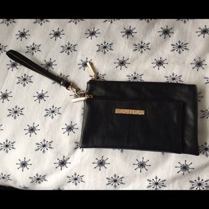 Michael kors clutch