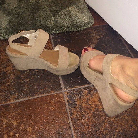Bakers Wedge Heels