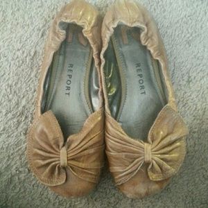 REDUCED!!!  Report flats