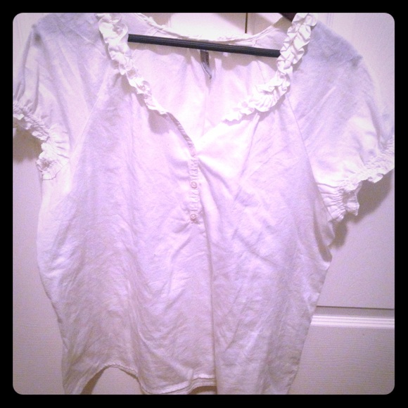 Old Navy white pullover top