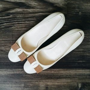 Vintage Ferragamo Vara Heels