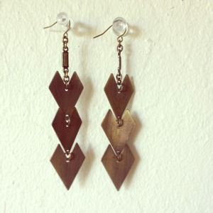Urban outfitters arrow earrings