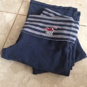 Hollister yoga pants