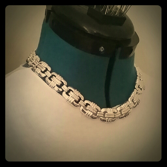 Sold at garage sale-Silver link necklace - Picture 1 of 4