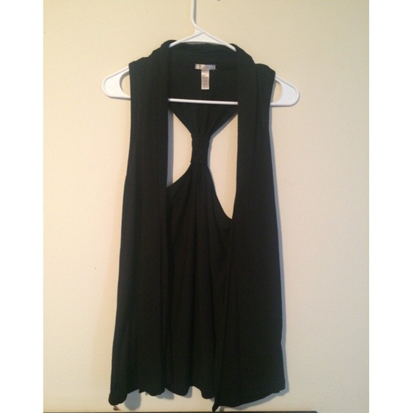 Long Sleeveless Cardigan (Vest)