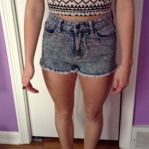 Distressed high rise shorts