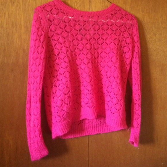 Kids pink sweater with ribbon
