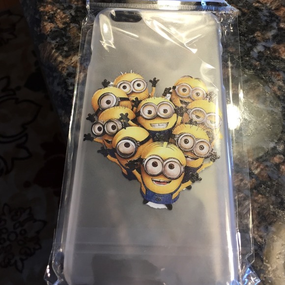 NWT IPhone 6 plus clear case with Minions - Picture 2 of 2