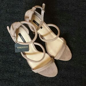 Adorable Strappy Nude Heels