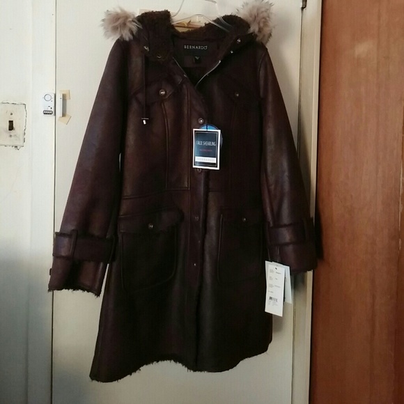 Coat - Picture 3 of 3