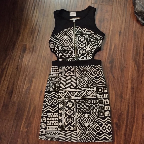 LA hearts dress