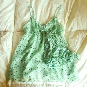 Forever 21 lingerie set