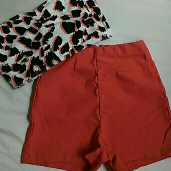 High-Shorts - Picture 2 of 2