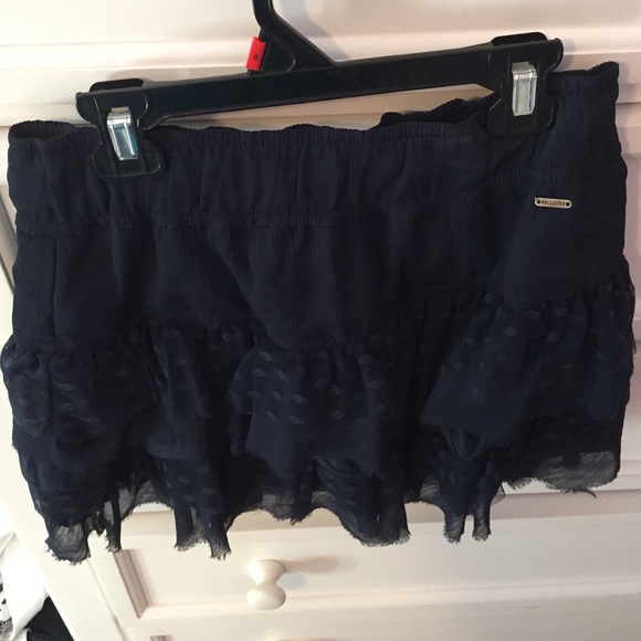 Hollister Skirt!