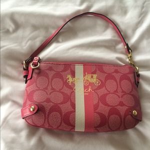 Authentic Coach clutch