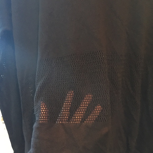 ❌Sold❌ Brandy Melville Sweater - Picture 2 of 3