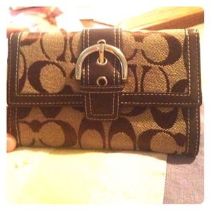 Coach wallet