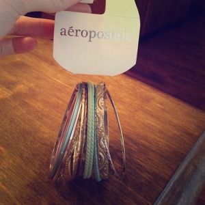 Aeropostale NWT Bangle Set