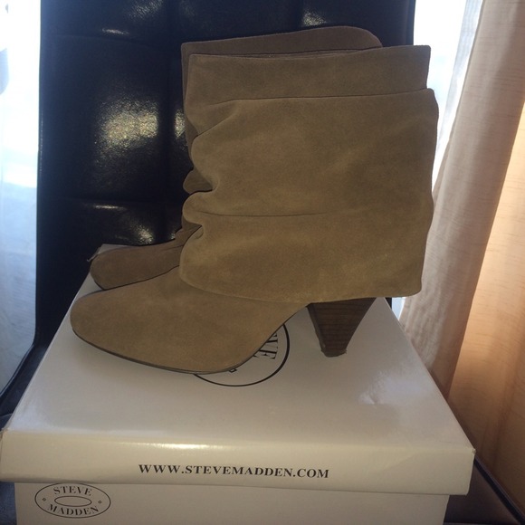 Steve Madden boots in size 8.5