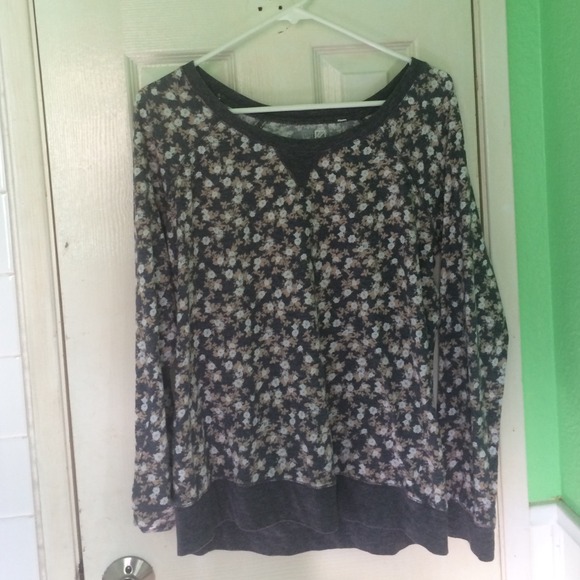 Flowered Longsleeve