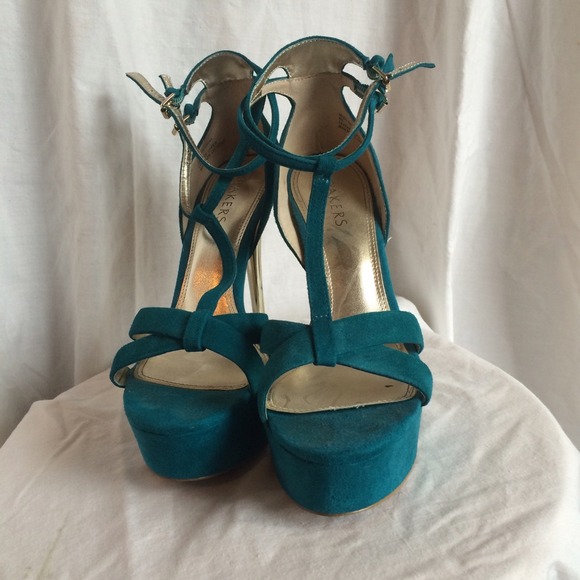 Bakers Pumps