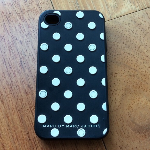 Marc by Marc Jacobs Accessories - 📱Marc by Marc Jacobs iPhone 4/4S Cover