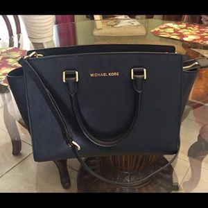 Michael Kors Selma bag