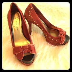 Jessica Simpson heels with bow