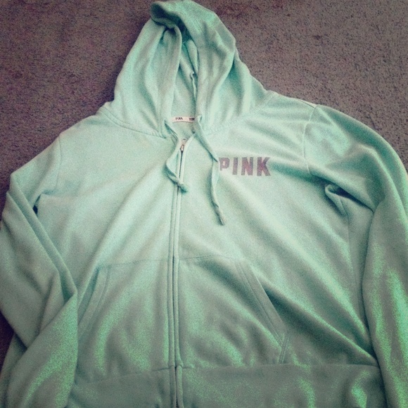 pink sweater used couple times and good condition - Picture 1 of 2
