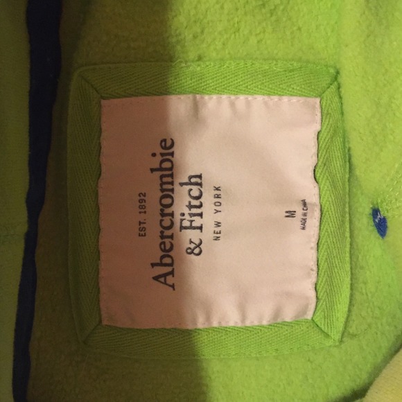 Sweatshirt - Picture 2 of 2