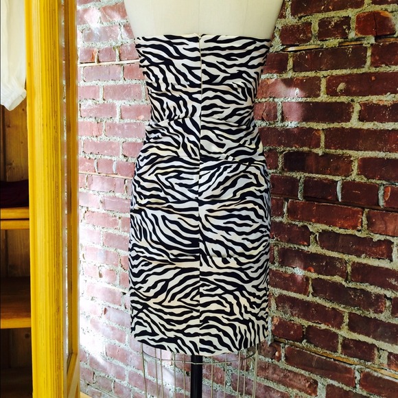 Dress - Picture 2 of 2