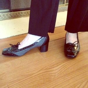 Black patent leather and grey wool shoes NWOT