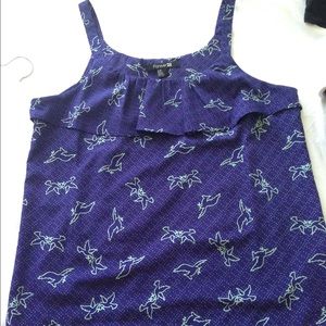 Birdy ruffle tank